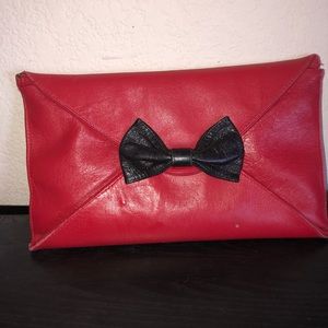 Lucia Bella Clutch